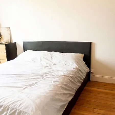 Апартаменты Bright And Quiet Apt Near Montmartre Париж