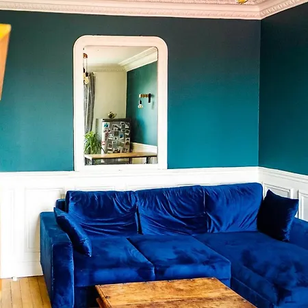 Bright And Quiet Apt Near Montmartre Париж