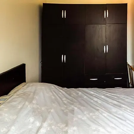Апартаменты Bright And Quiet Apt Near Montmartre Париж